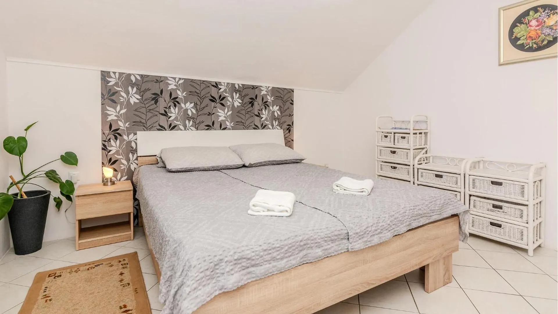 Nice Apartment In Vir With Wifi 0*,